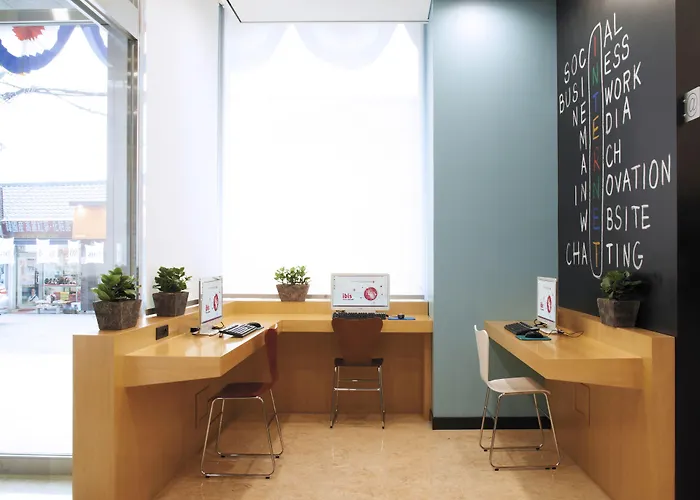 Ibis Ambassador Insadong Hotel