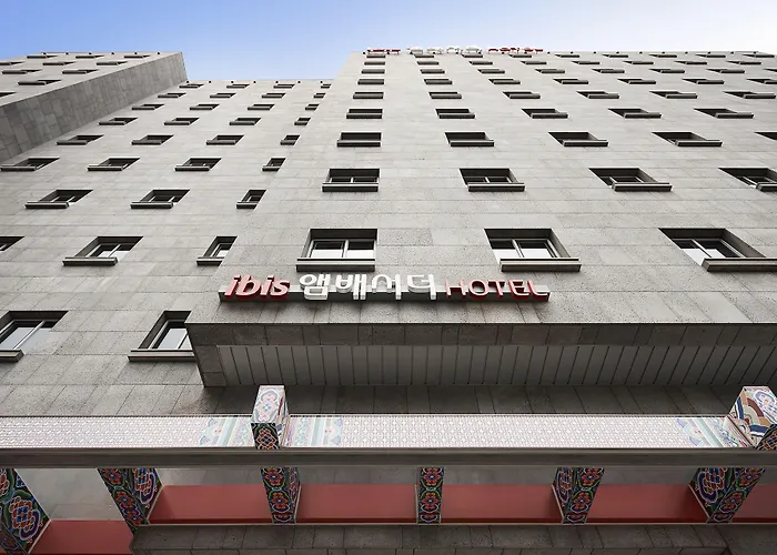 Ibis Ambassador Insadong Hotel 4*