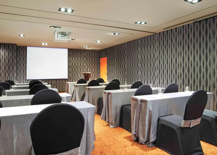 Ibis Ambassador Insadong-newly Renovated In 2025 4* Seoul