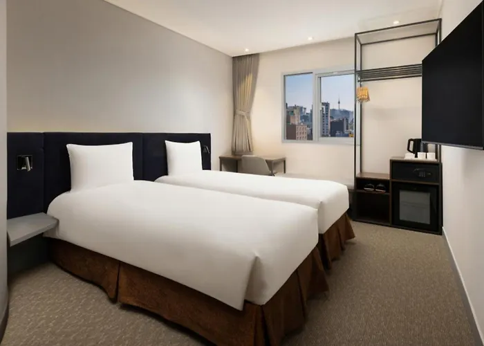 Ibis Ambassador Insadong Hotel 4*